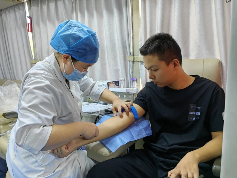 未命名_副本.jpg 未命名_副本.jpg