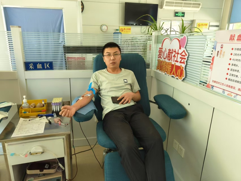 未命名_副本.jpg 未命名_副本.jpg