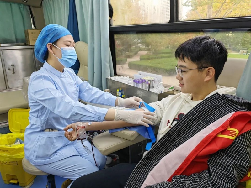 未命名_副本.jpg 未命名_副本.jpg