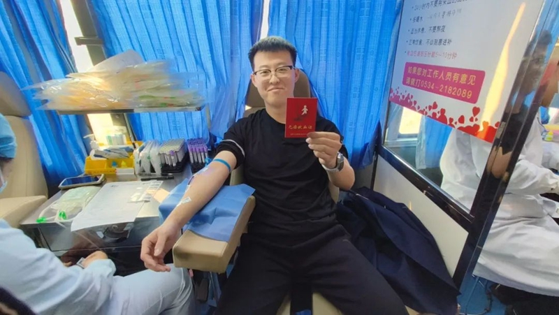 未命名_副本.jpg 未命名_副本.jpg