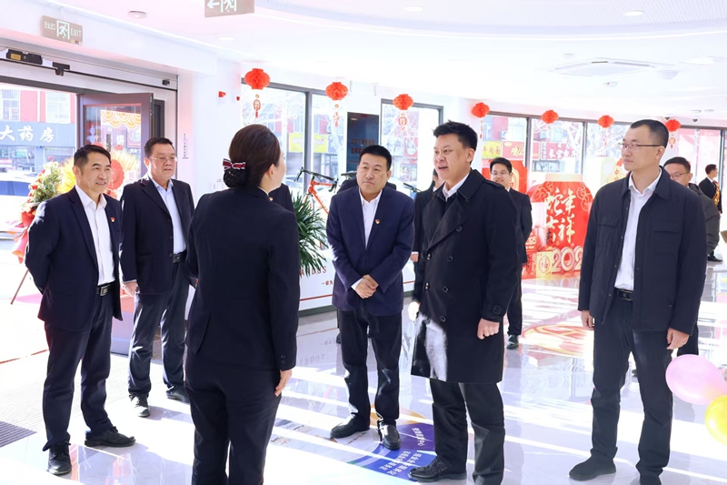 未命名_副本.jpg 未命名_副本.jpg