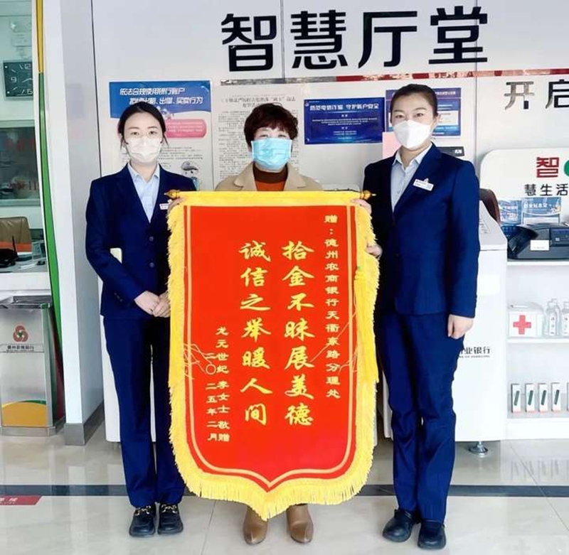 未命名_副本.jpg 未命名_副本.jpg