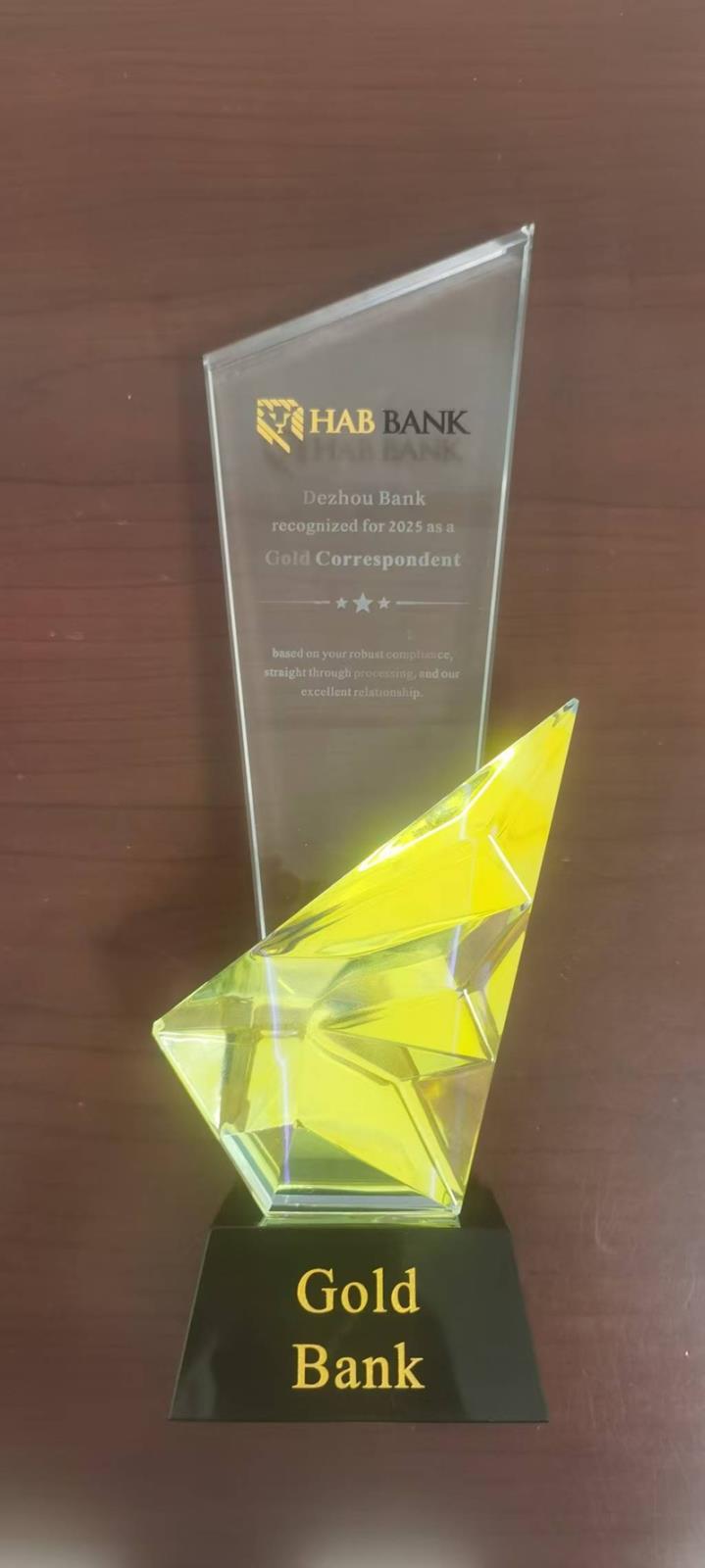 未命名_副本.jpg 未命名_副本.jpg