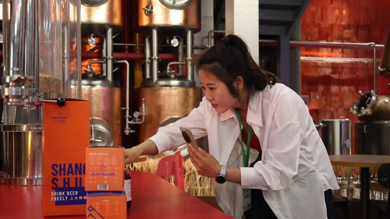 未命名_副本.jpg 未命名_副本.jpg