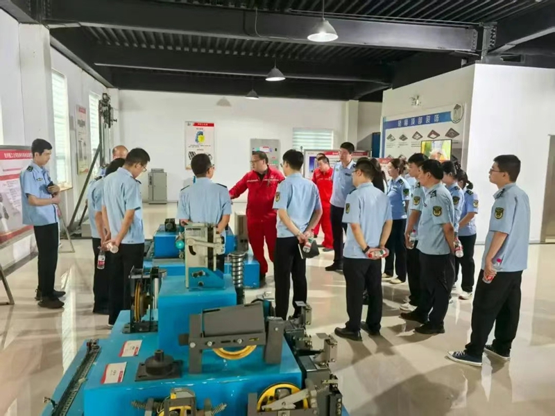 未命名_副本.jpg 未命名_副本.jpg