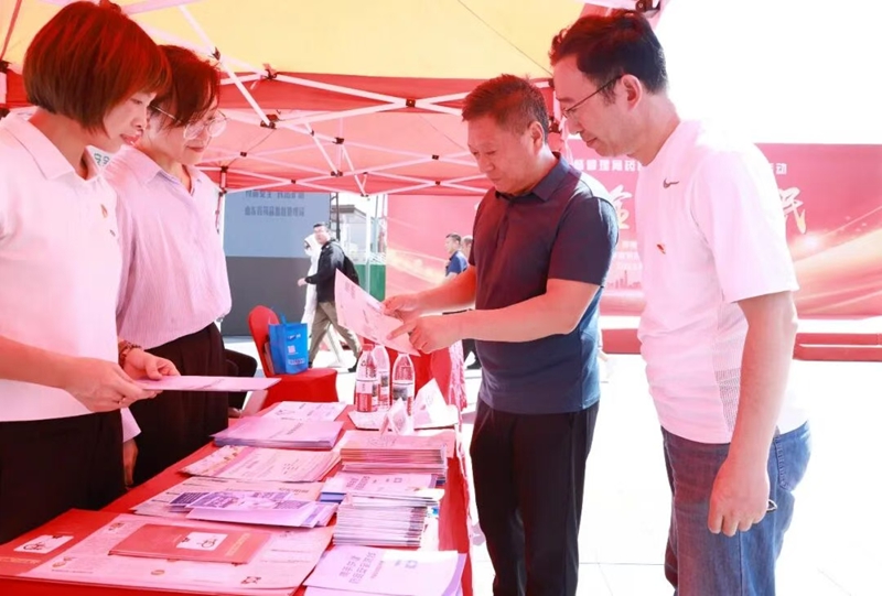 未命名_副本.jpg 未命名_副本.jpg