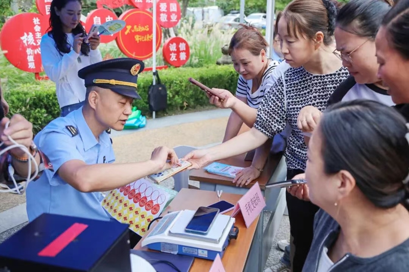 未命名_副本.jpg 未命名_副本.jpg