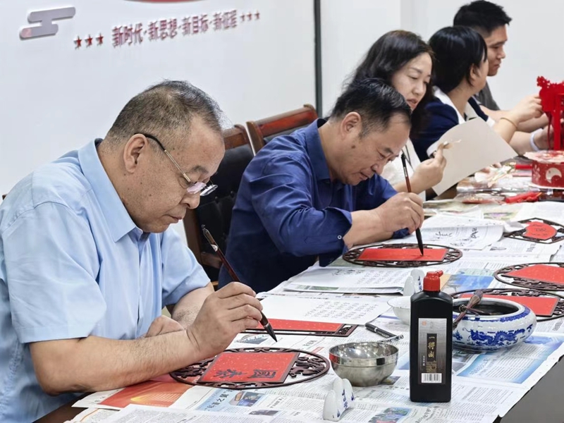 未命名_副本.jpg 未命名_副本.jpg