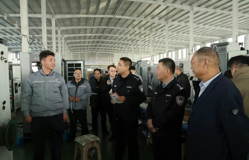 未命名_副本.jpg 未命名_副本.jpg