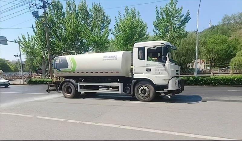 未命名_副本.jpg 未命名_副本.jpg