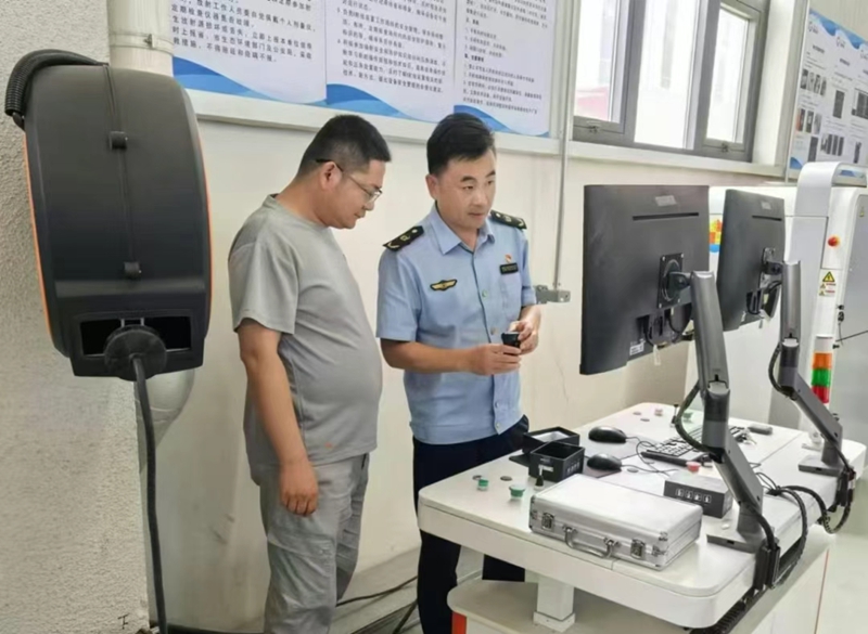 未命名_副本.jpg 未命名_副本.jpg