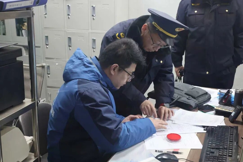 未命名_副本.jpg 未命名_副本.jpg